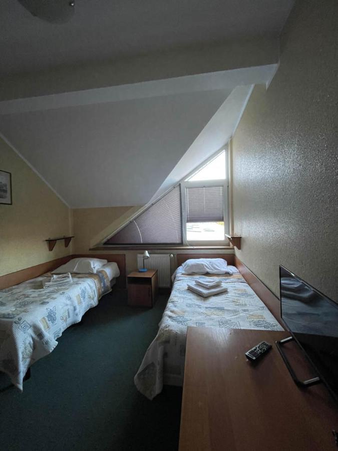 Hotel Sens Mierzyn  エクステリア 写真