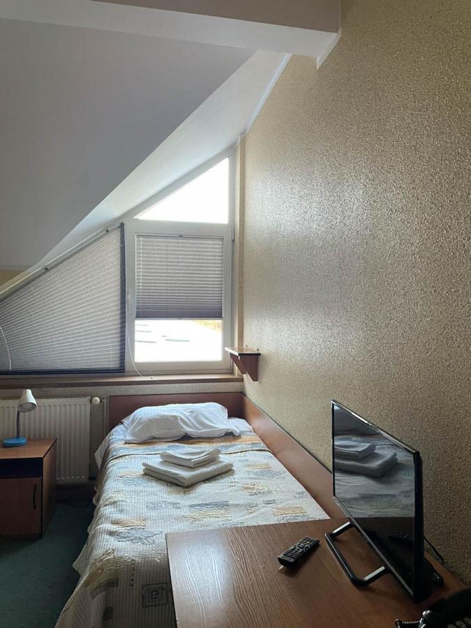 Hotel Sens Mierzyn  エクステリア 写真